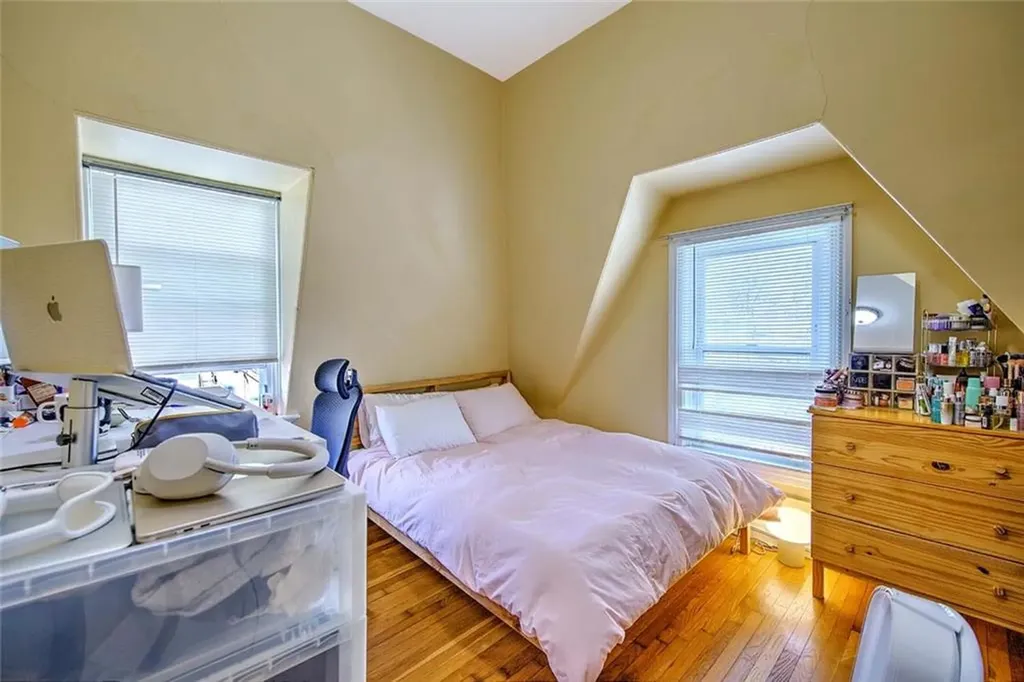 370 Thayer Street Providence RI 02906