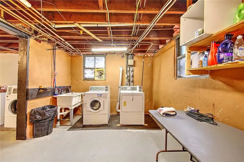 370 Thayer Street Providence RI 02906