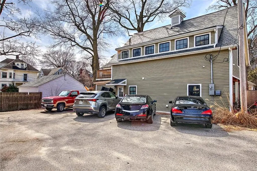 370 Thayer Street Providence RI 02906