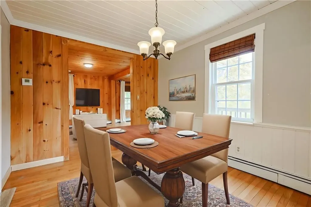 65 Milton Avenue North Smithfield RI 02896