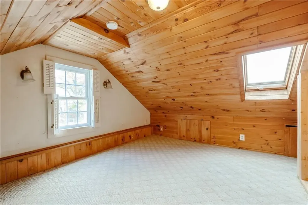 65 Milton Avenue North Smithfield RI 02896