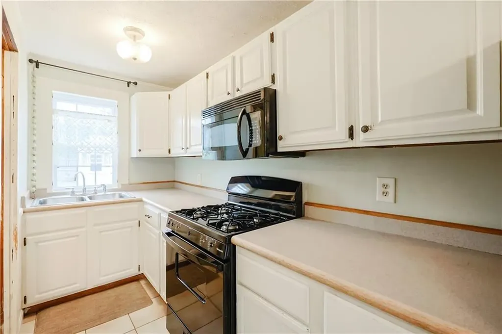 65 Milton Avenue North Smithfield RI 02896