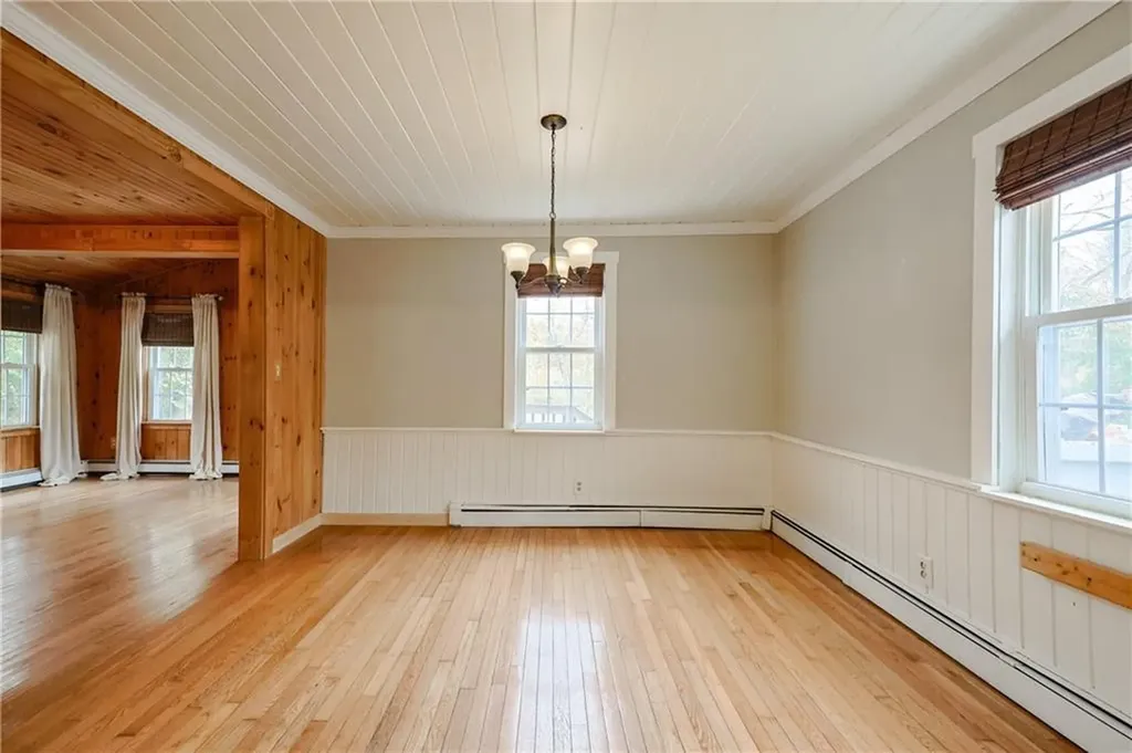 65 Milton Avenue North Smithfield RI 02896