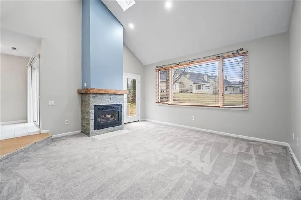 75 Valley Green Court North Providence RI 02904