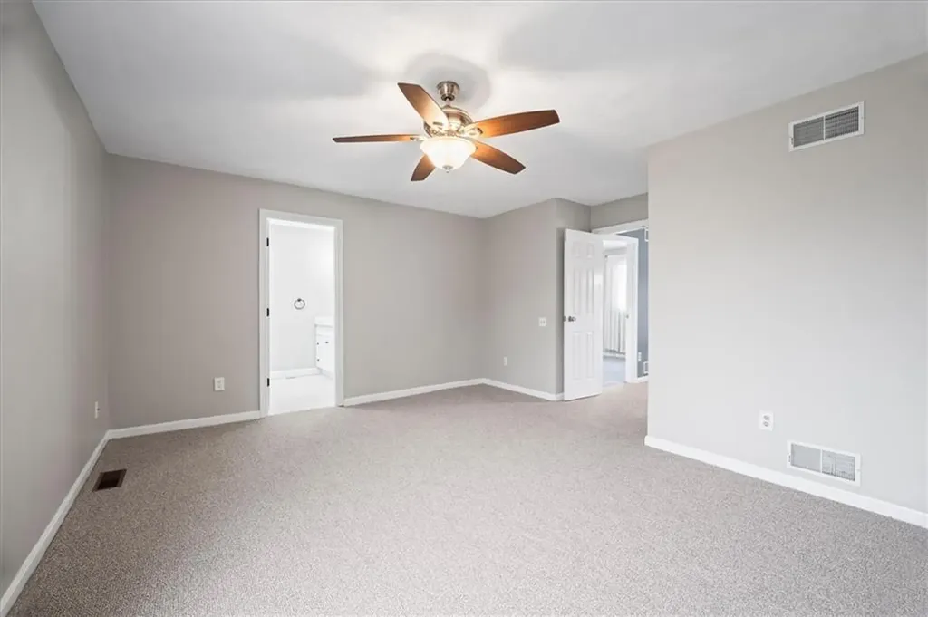 75 Valley Green Court North Providence RI 02904