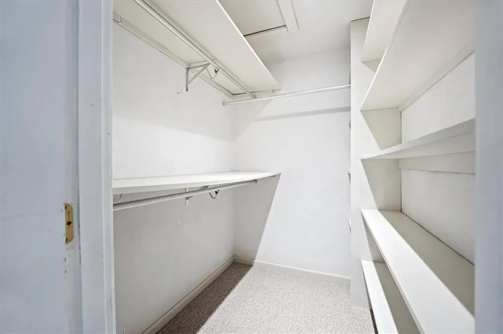 75 Valley Green Court North Providence RI 02904