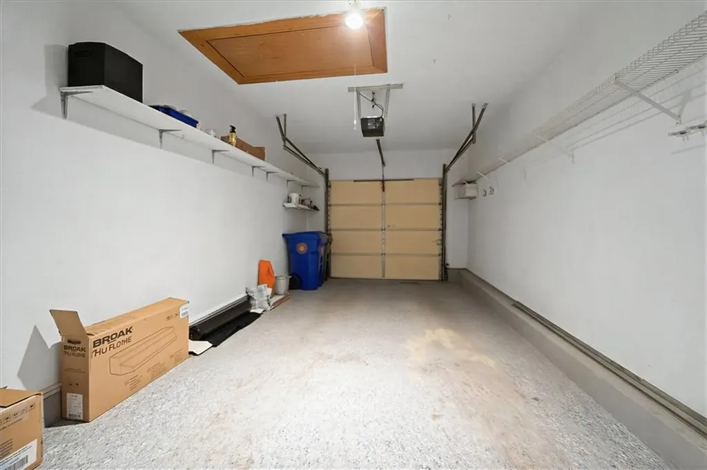 75 Valley Green Court North Providence RI 02904