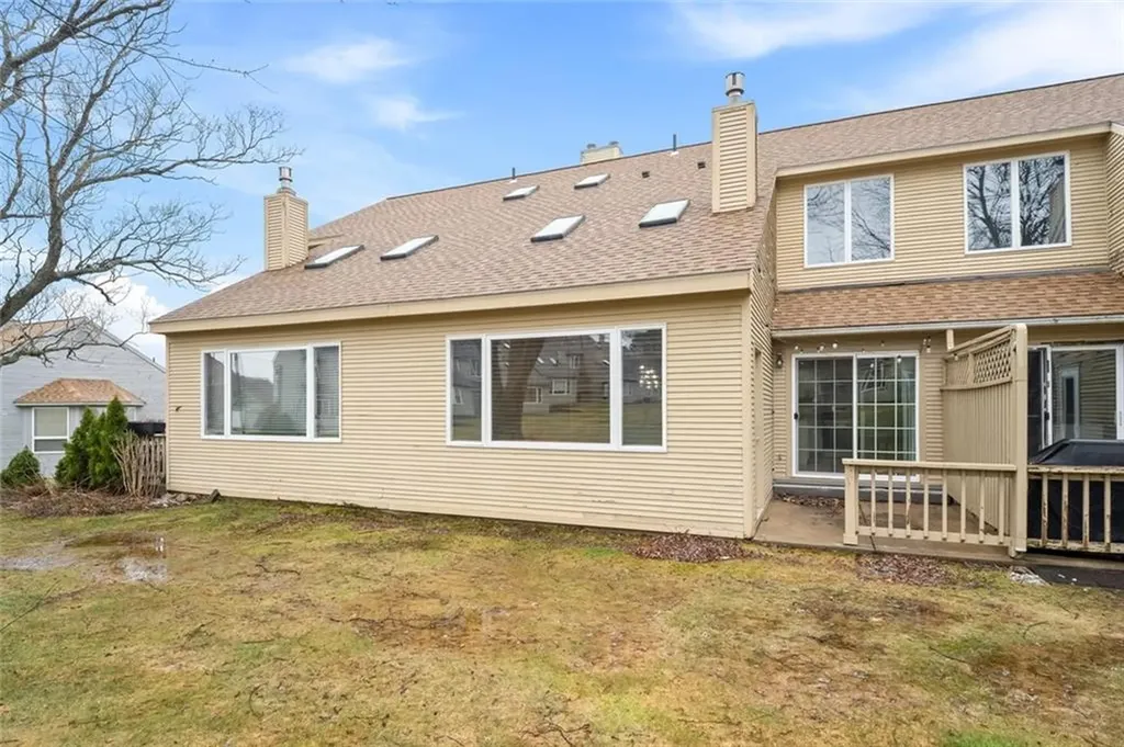 75 Valley Green Court North Providence RI 02904