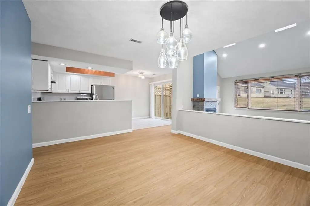 75 Valley Green Court North Providence RI 02904