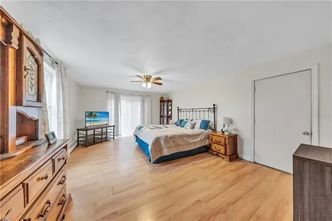 1244 Douglas Avenue North Providence RI 02904