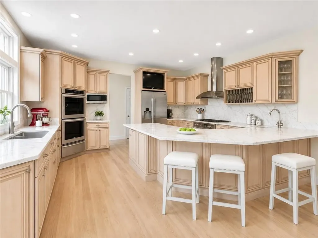 180 Cottontail Drive Portsmouth RI 02871