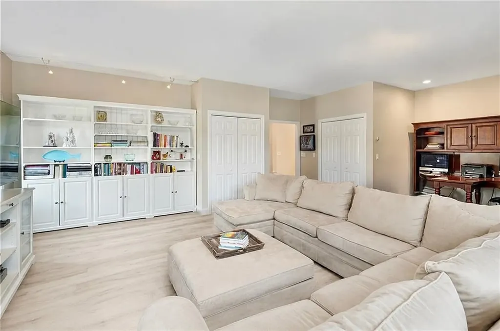180 Cottontail Drive Portsmouth RI 02871