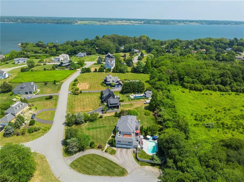 180 Cottontail Drive Portsmouth RI 02871