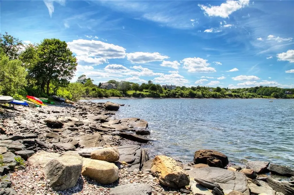 180 Cottontail Drive Portsmouth RI 02871