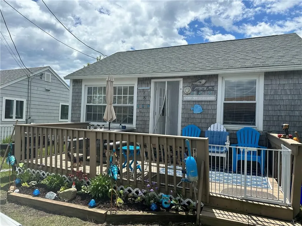 6 Guenther Court Narragansett RI 02882