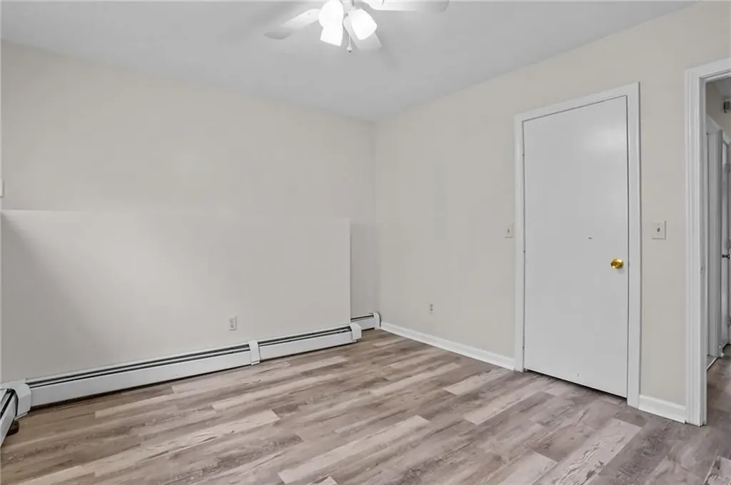 22 Oak Street North Providence RI 02911