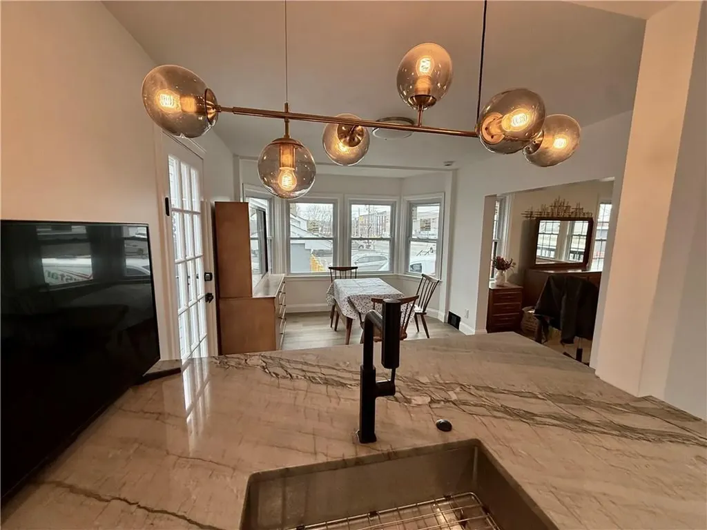 571 Winter Street Woonsocket RI 02895