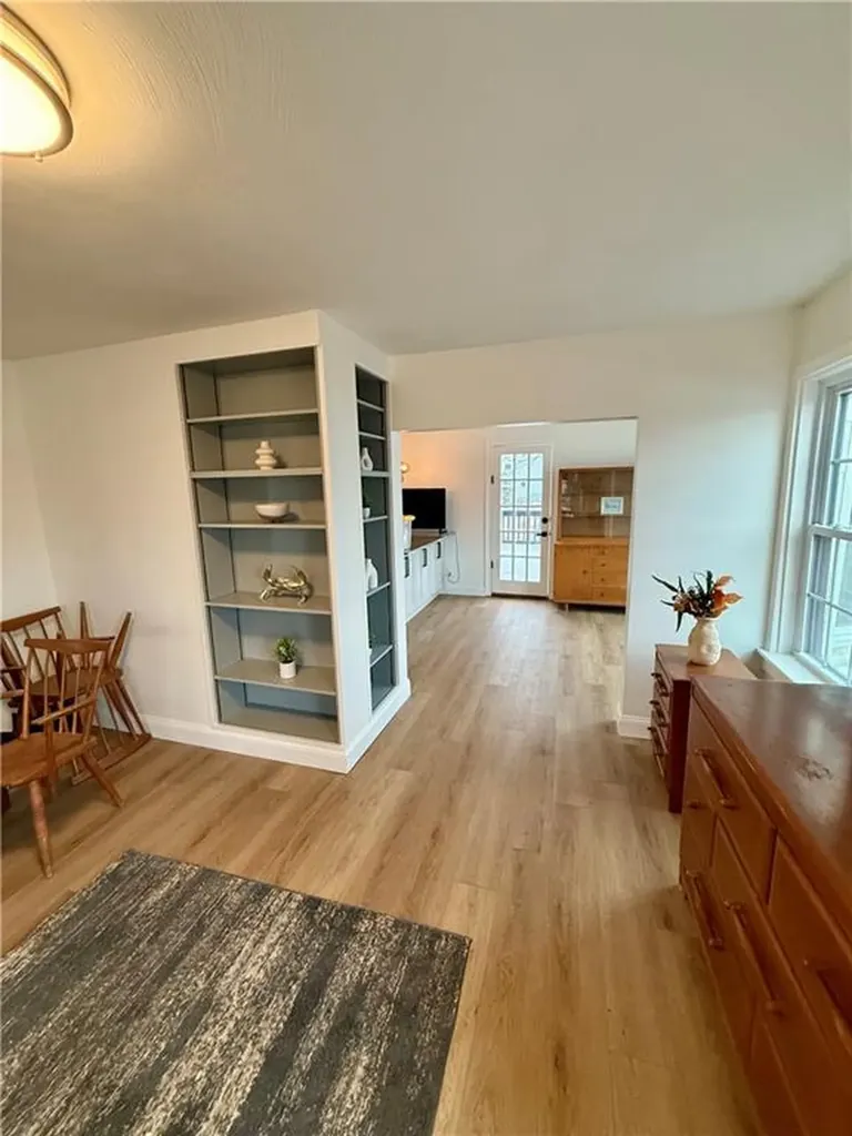 571 Winter Street Woonsocket RI 02895