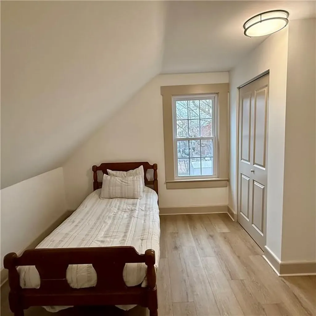 571 Winter Street Woonsocket RI 02895