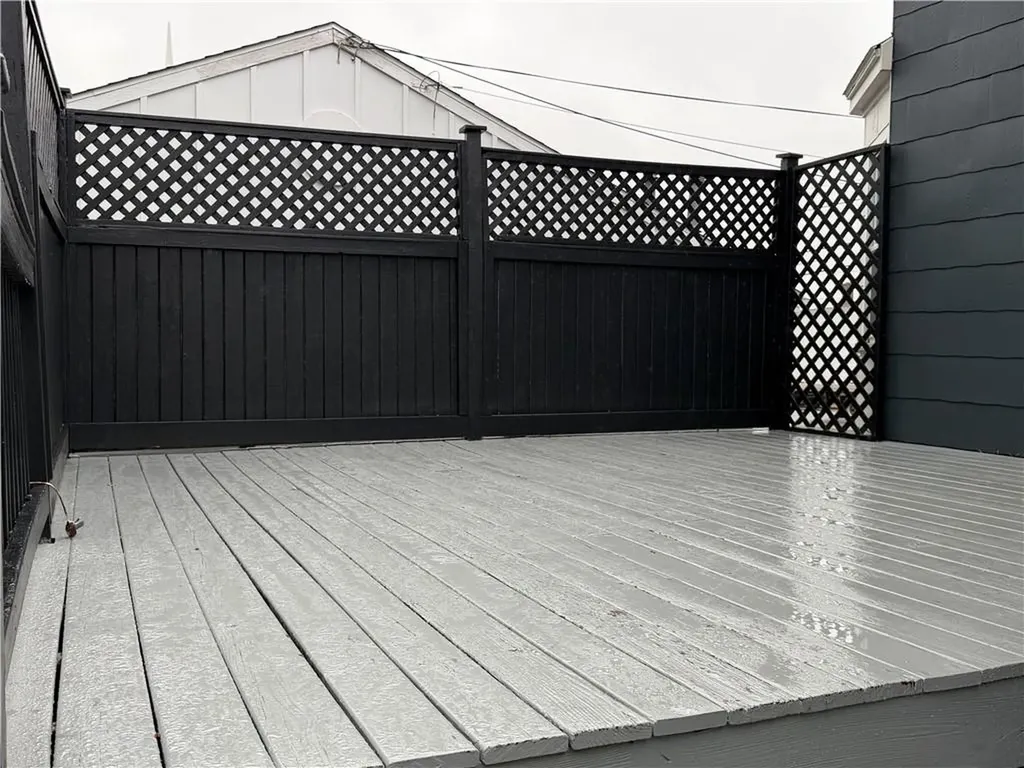 571 Winter Street Woonsocket RI 02895