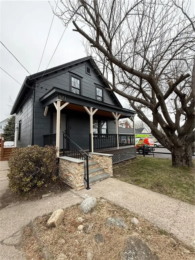 571 Winter Street Woonsocket RI 02895