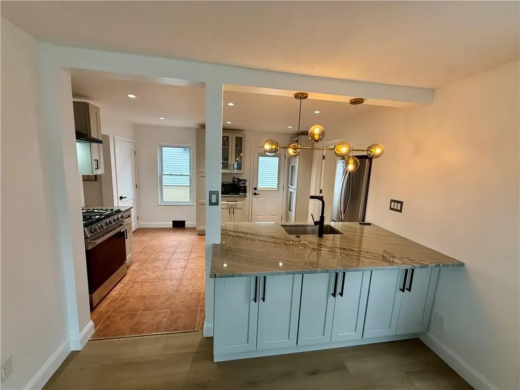 571 Winter Street Woonsocket RI 02895