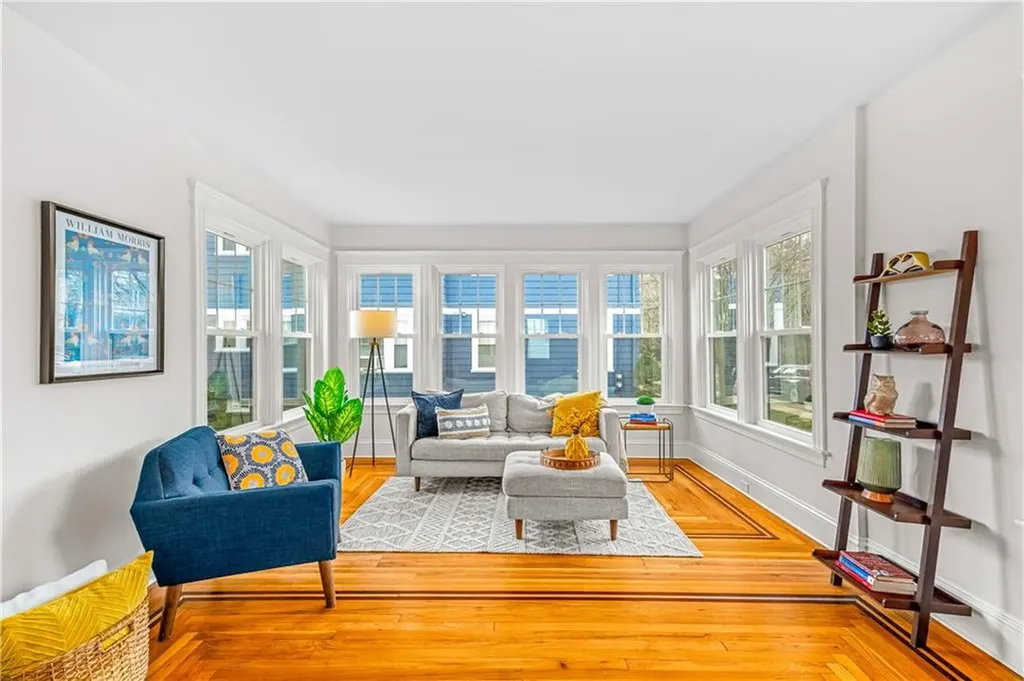 11 Nelson Street Providence RI 02908