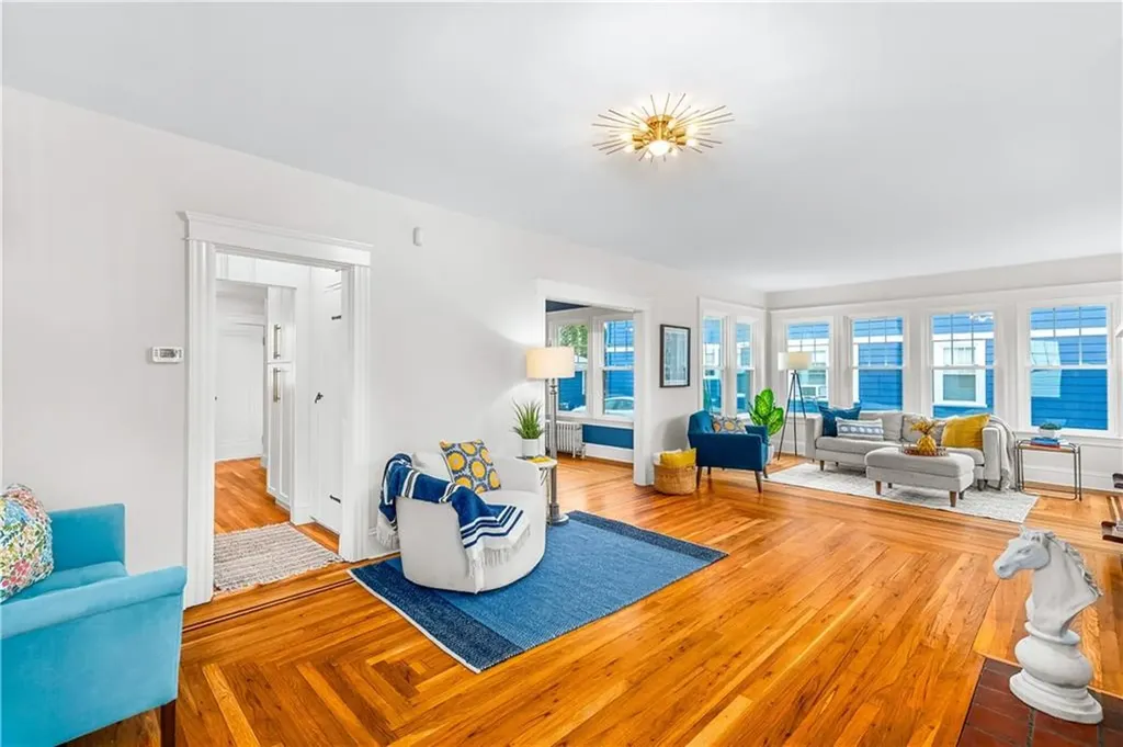 11 Nelson Street Providence RI 02908