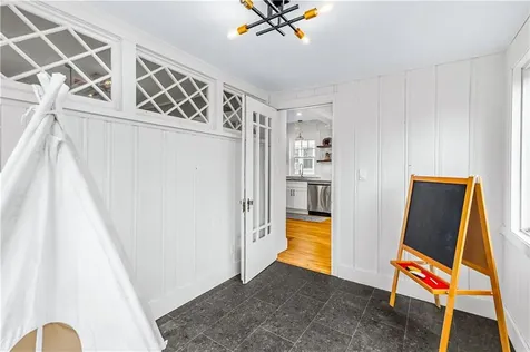 11 Nelson Street Providence RI 02908