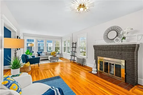 11 Nelson Street Providence RI 02908