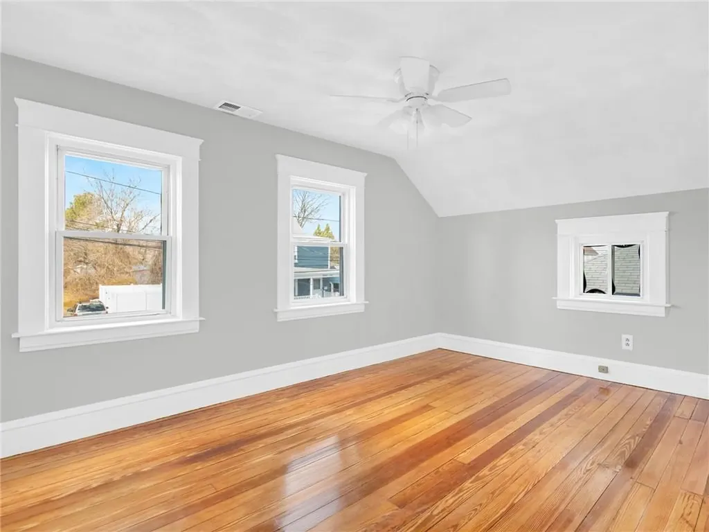 28 Fulton Street Warwick RI 02889