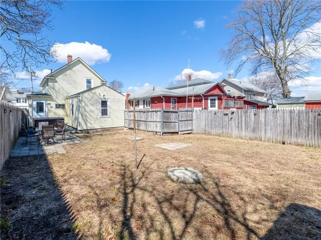 28 Fulton Street Warwick RI 02889