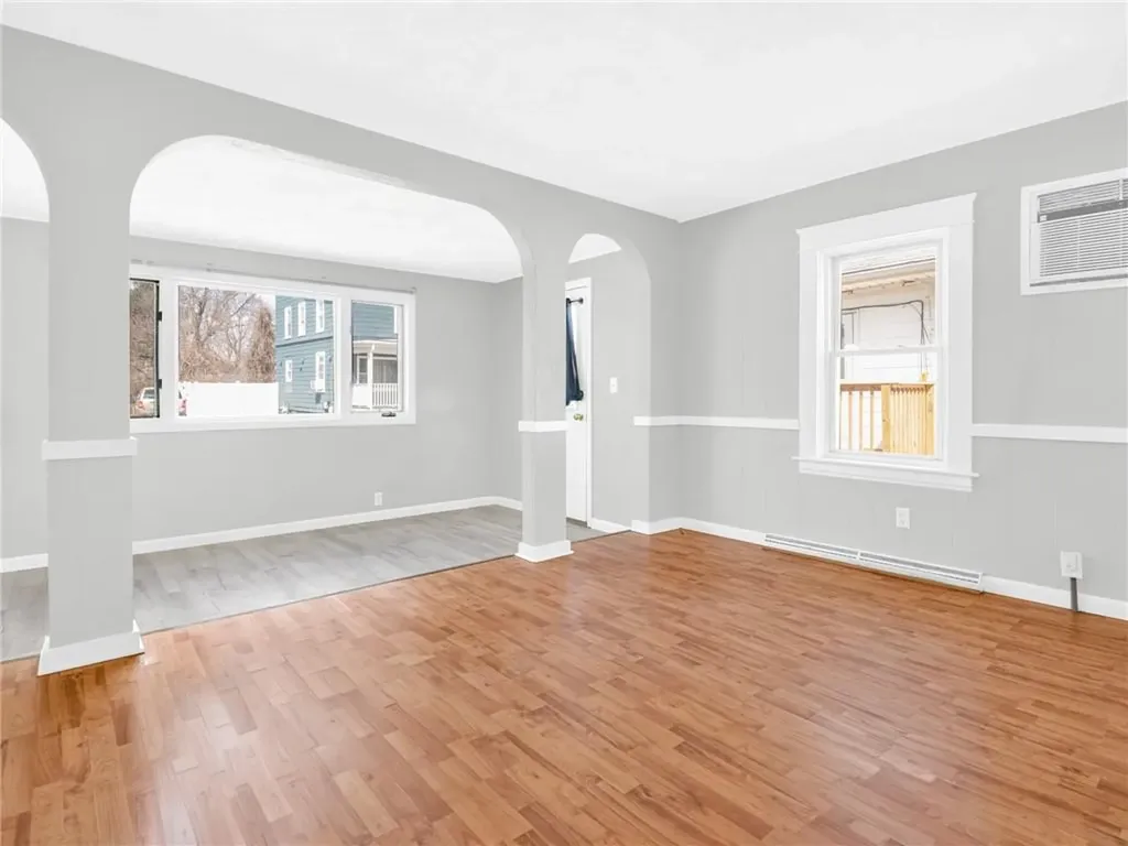 28 Fulton Street Warwick RI 02889