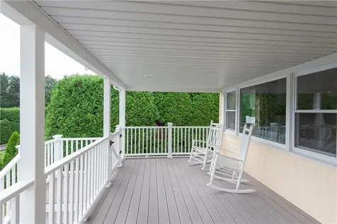 5 Sherri Lane Middletown RI 02842