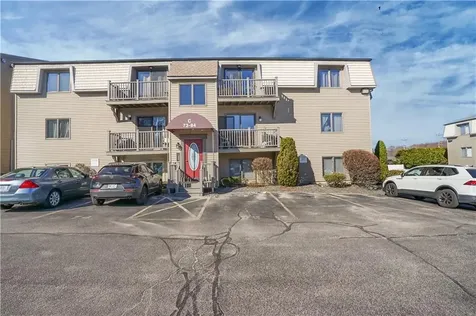 79 Village Court West Warwick RI 02893