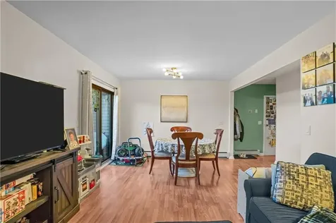 79 Village Court West Warwick RI 02893