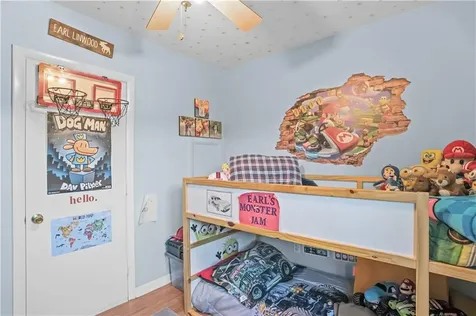 79 Village Court West Warwick RI 02893