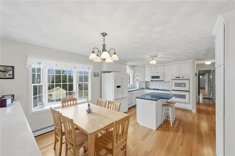 143 Trimtown Road Scituate RI 02857