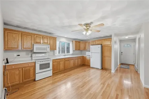 143 Trimtown Road Scituate RI 02857