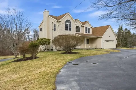 143 Trimtown Road Scituate RI 02857