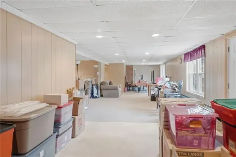 143 Trimtown Road Scituate RI 02857