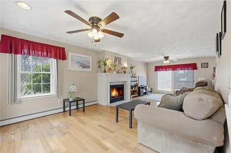 143 Trimtown Road Scituate RI 02857
