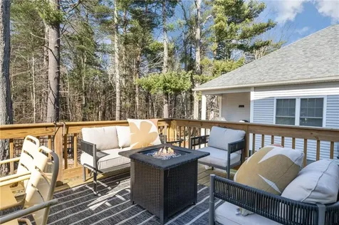 43 Somerset Circle North Kingstown RI 02852