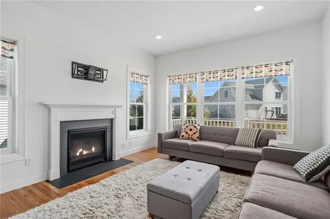 43 Somerset Circle North Kingstown RI 02852