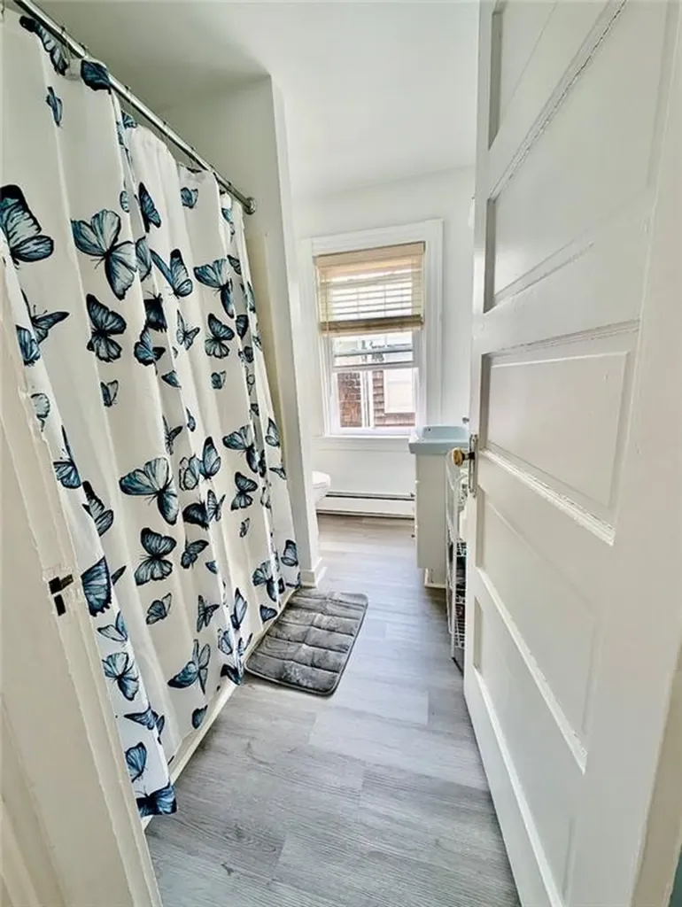 18 Bedlow Avenue Newport RI 02840