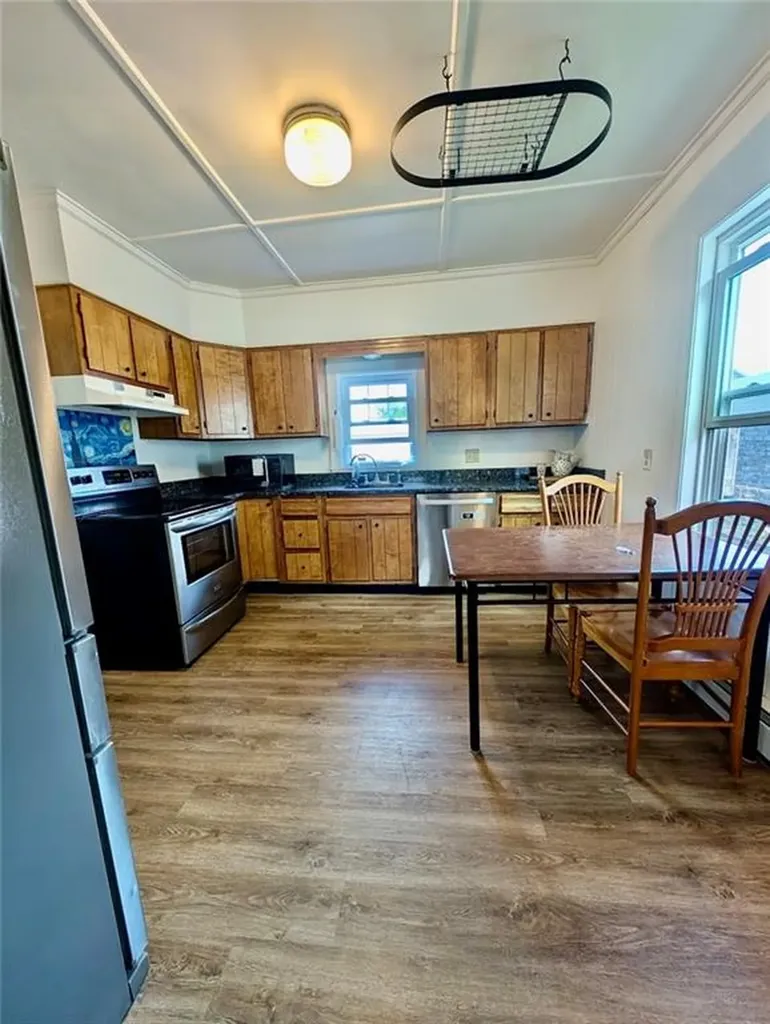 18 Bedlow Avenue Newport RI 02840