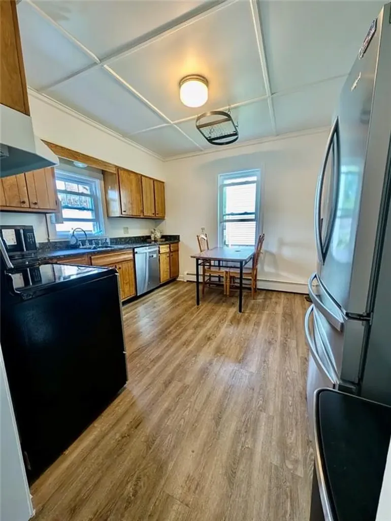 18 Bedlow Avenue Newport RI 02840