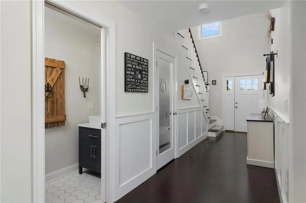 80 Conley Avenue Cranston RI 02921