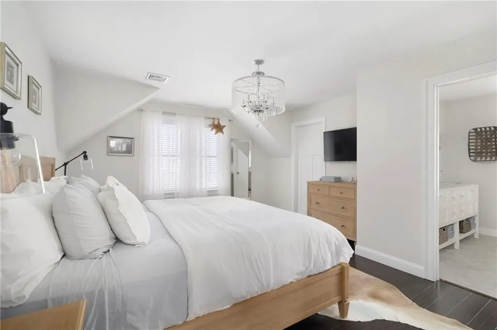 80 Conley Avenue Cranston RI 02921