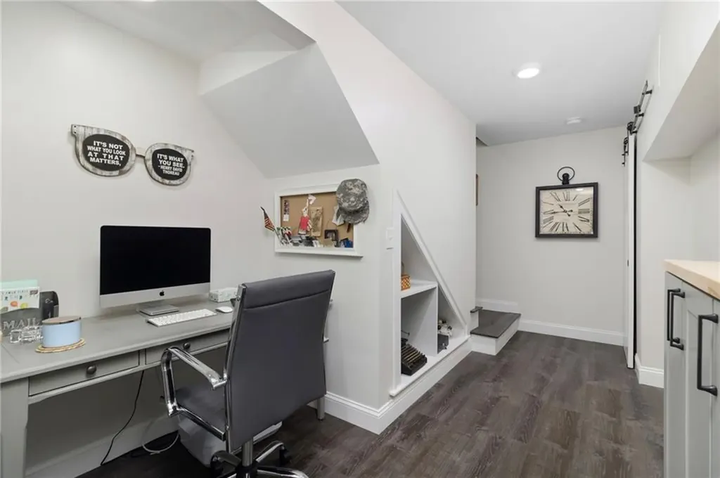 80 Conley Avenue Cranston RI 02921